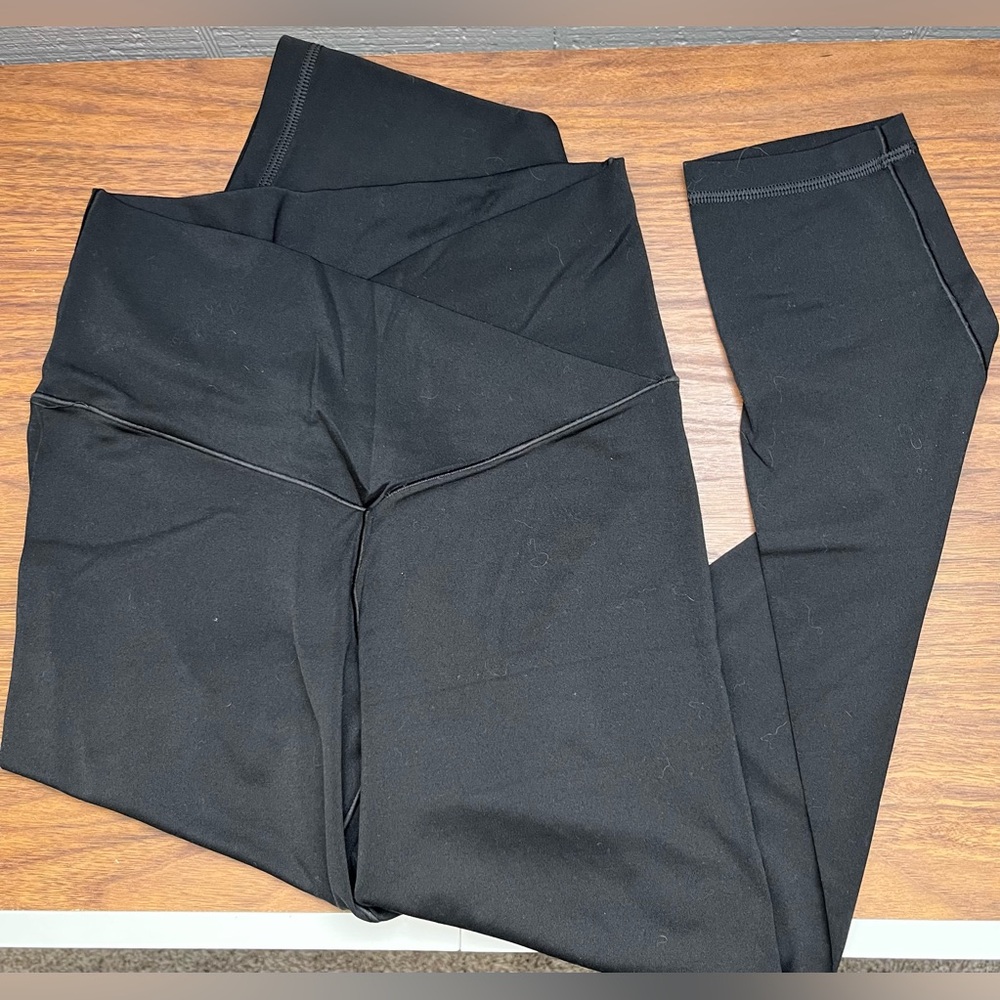 Aerie Women’s Black Leggings